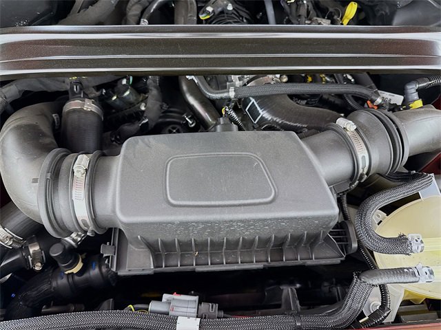 Used 2025 Ford Explorer ST image 33