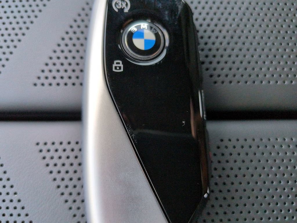 New 2026 BMW 760i xDrive w/ Executive Package AWD/4WD image 29