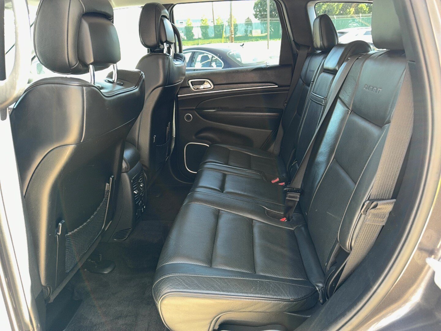 Used 2018 Jeep Grand Cherokee Summit AWD/4WD image 22