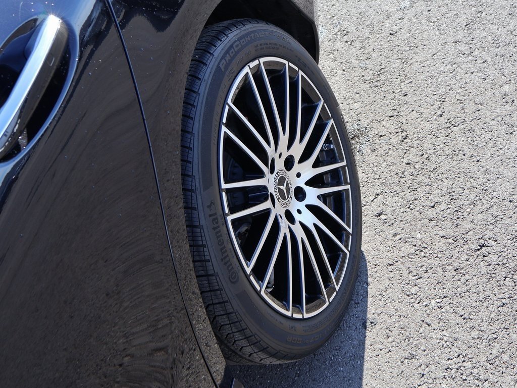 Used 2023 Mercedes-Benz C 300 4MATIC Sedan image 40