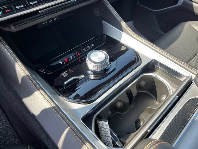 New 2026 Jeep Grand Wagoneer 4WD image 21