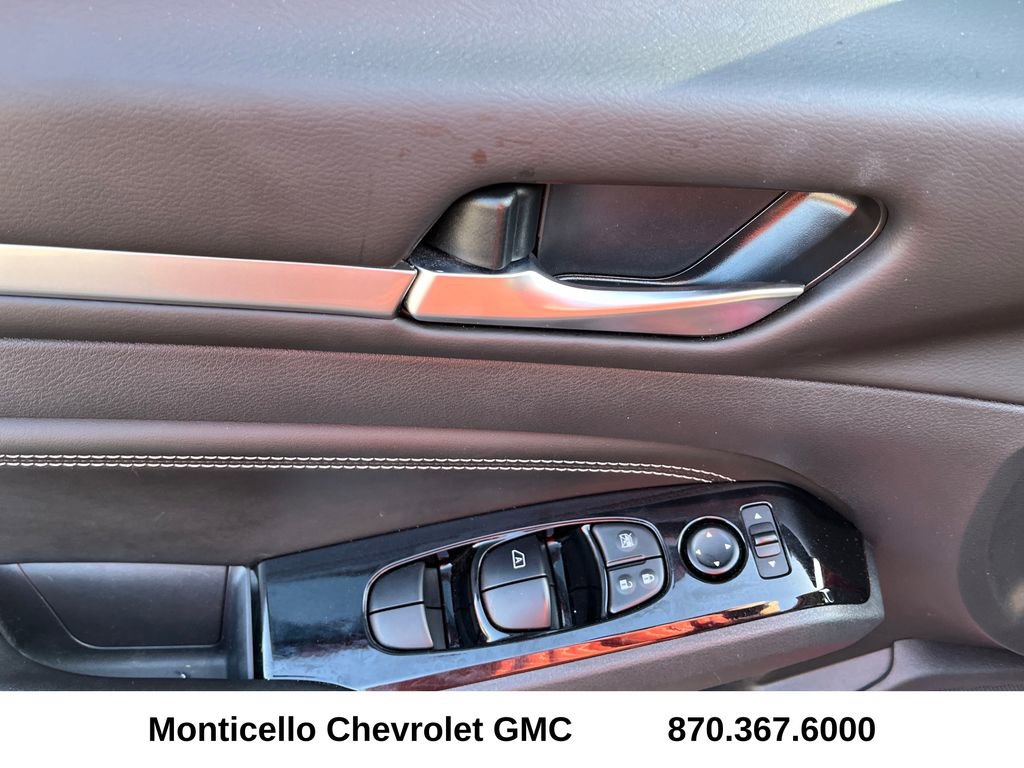 Used 2023 Nissan Altima 2.5 SL image 11