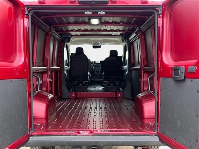 New 2025 RAM ProMaster 3500 w/ Quick Order Package 22G SLT image 21