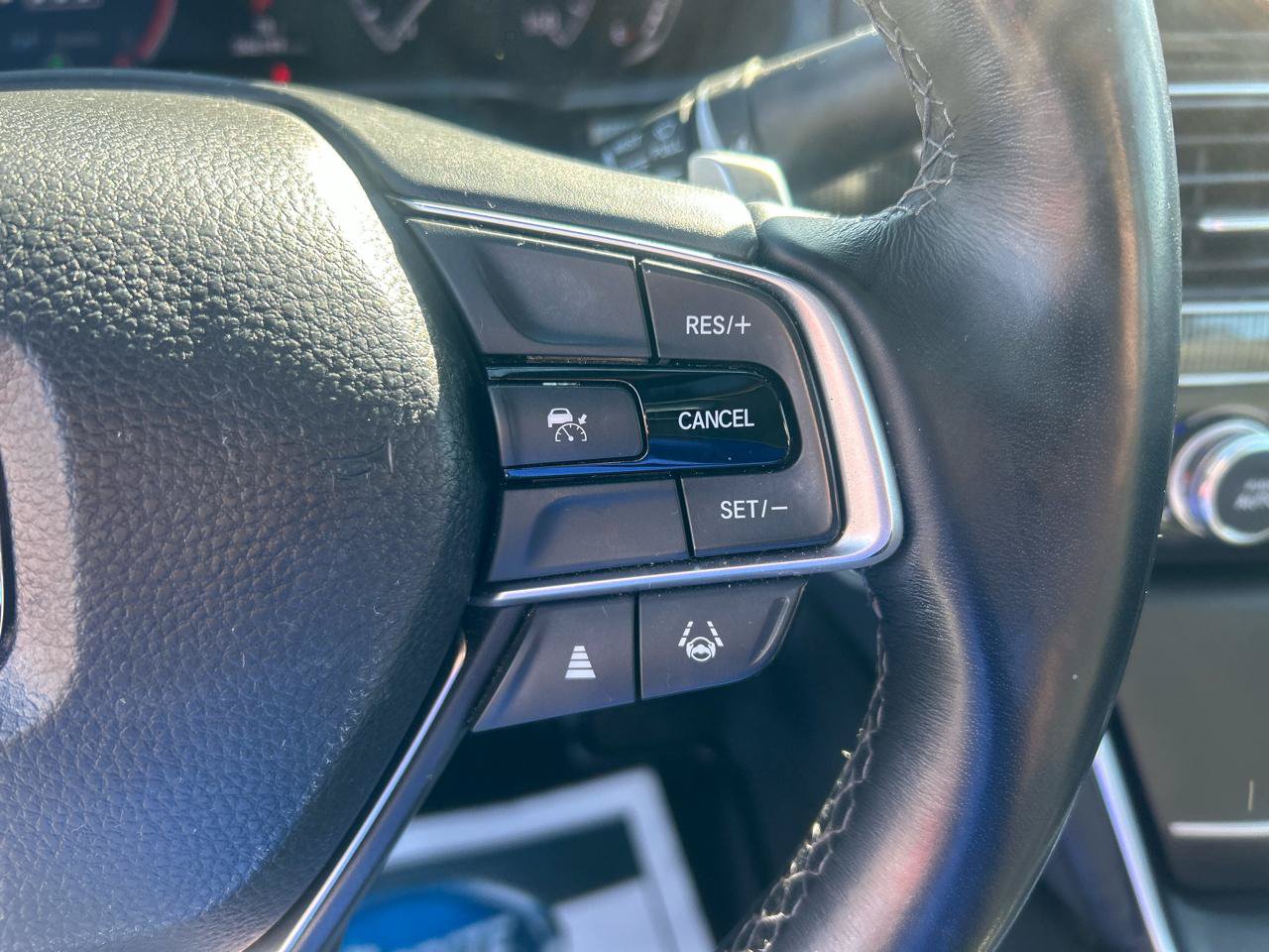 Used 2022 Honda Accord Sport image 17