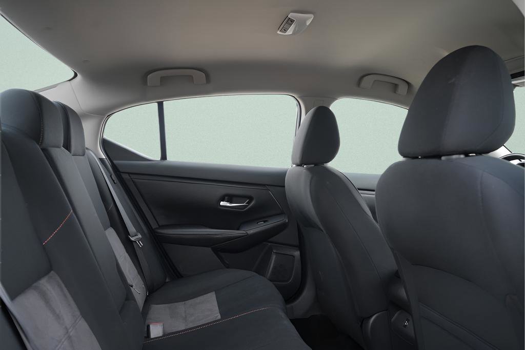 Used 2022 Nissan Sentra SR FWD image 15