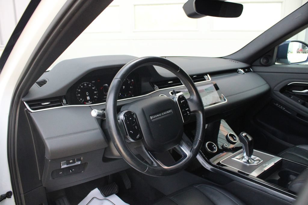 Used 2020 Land Rover Range Rover Evoque SE AWD/4WD image 2