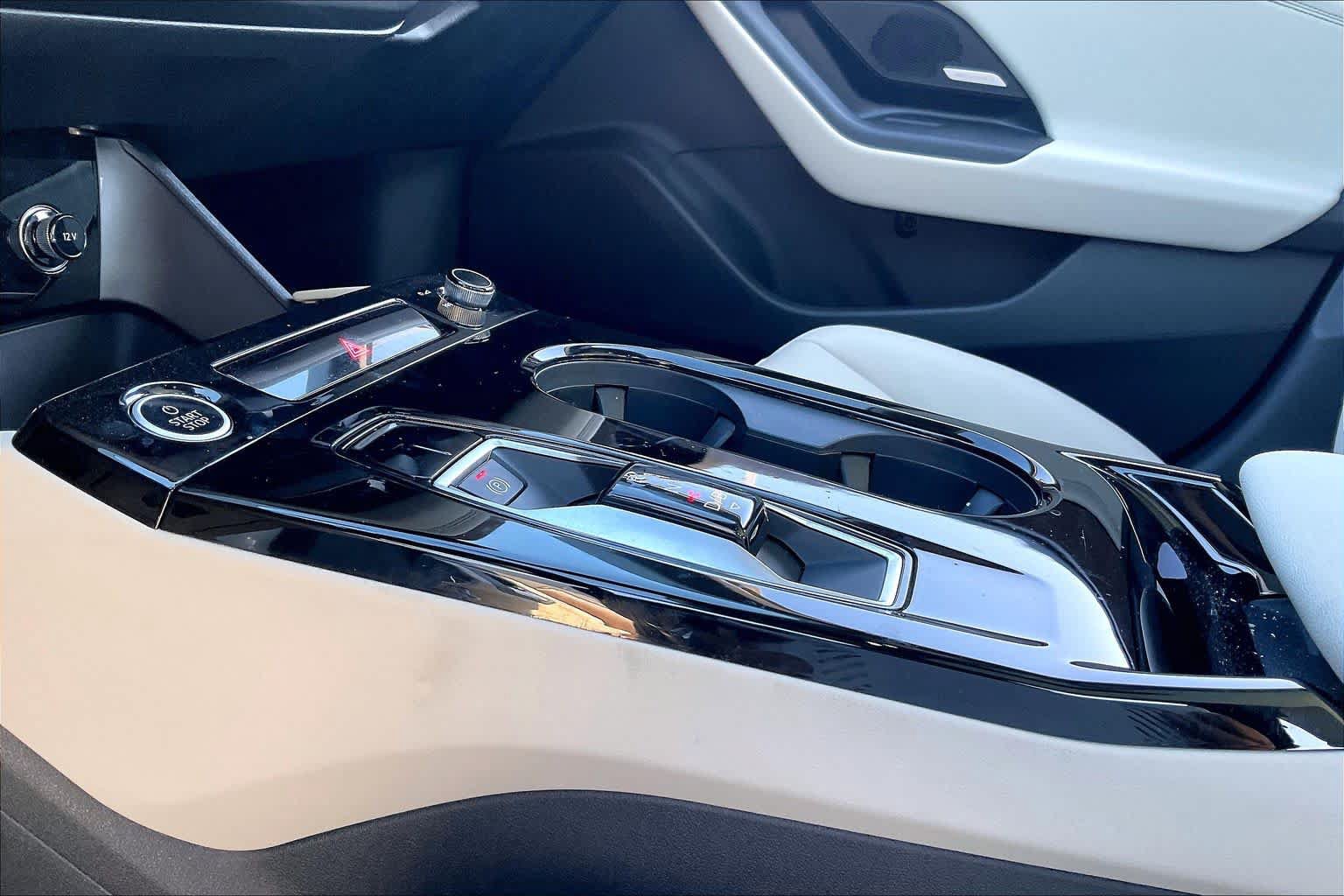 New 2025 Audi A6 e-tron Premium Plus w/ Premium Plus RWD image 15