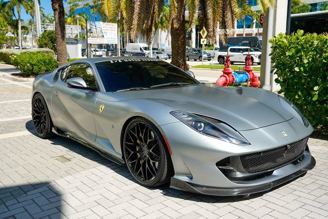Used 2018 Ferrari 812 Superfast RWD image 35