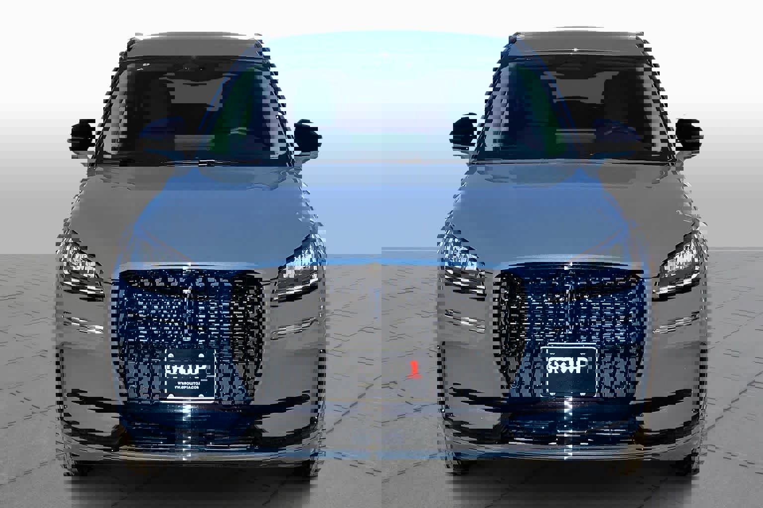 New 2026 Lincoln Corsair Premiere image 3