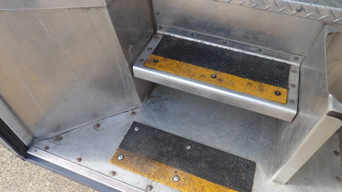 Used 2019 Ford E-450 and Econoline 450 Super Duty image 15