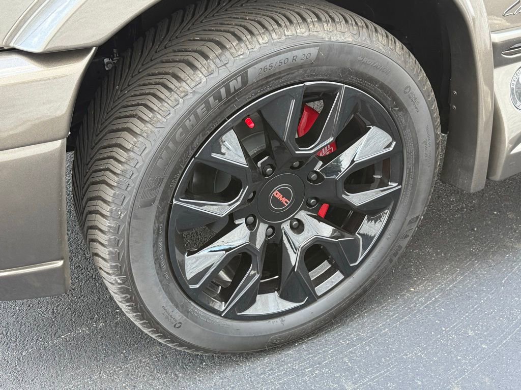 New 2025 GMC Savana 2500 w/ Driver Convenience Package image 13