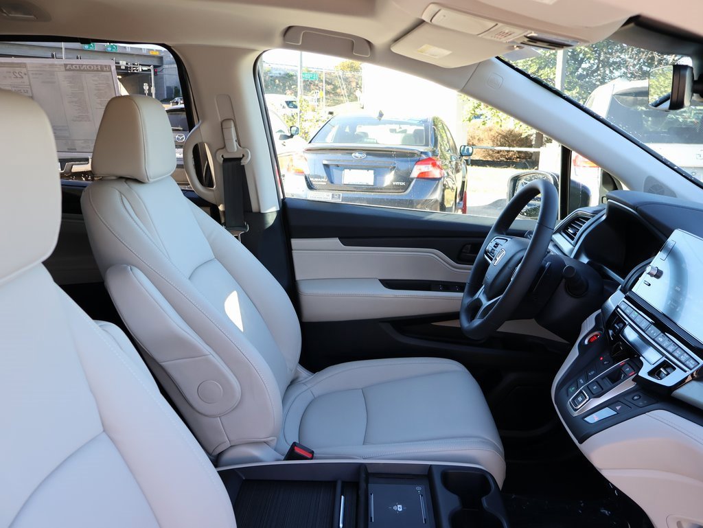 New 2026 Honda Odyssey EX-L image 6