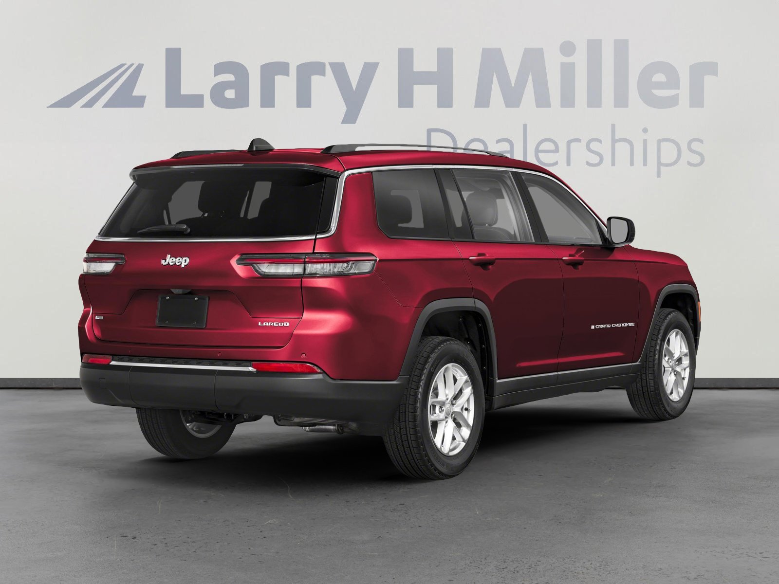 New 2025 Jeep Grand Cherokee L Limited w/ Trailer Tow Package image 2