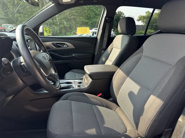 Used 2023 Chevrolet Traverse LT w/ Midnight/Sport Edition AWD/4WD image 38