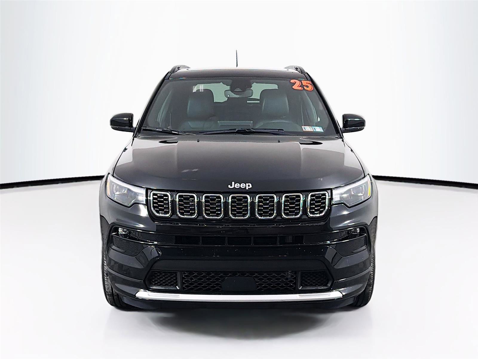 Used 2025 Jeep Compass Limited w/ Elite Group image 2