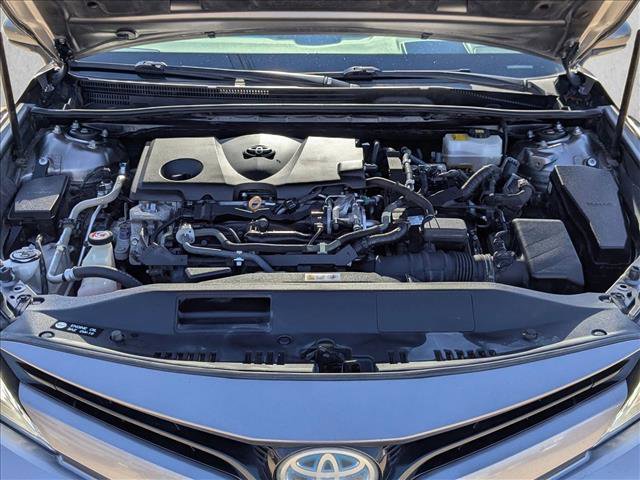 Used 2018 Toyota Camry XLE image 25