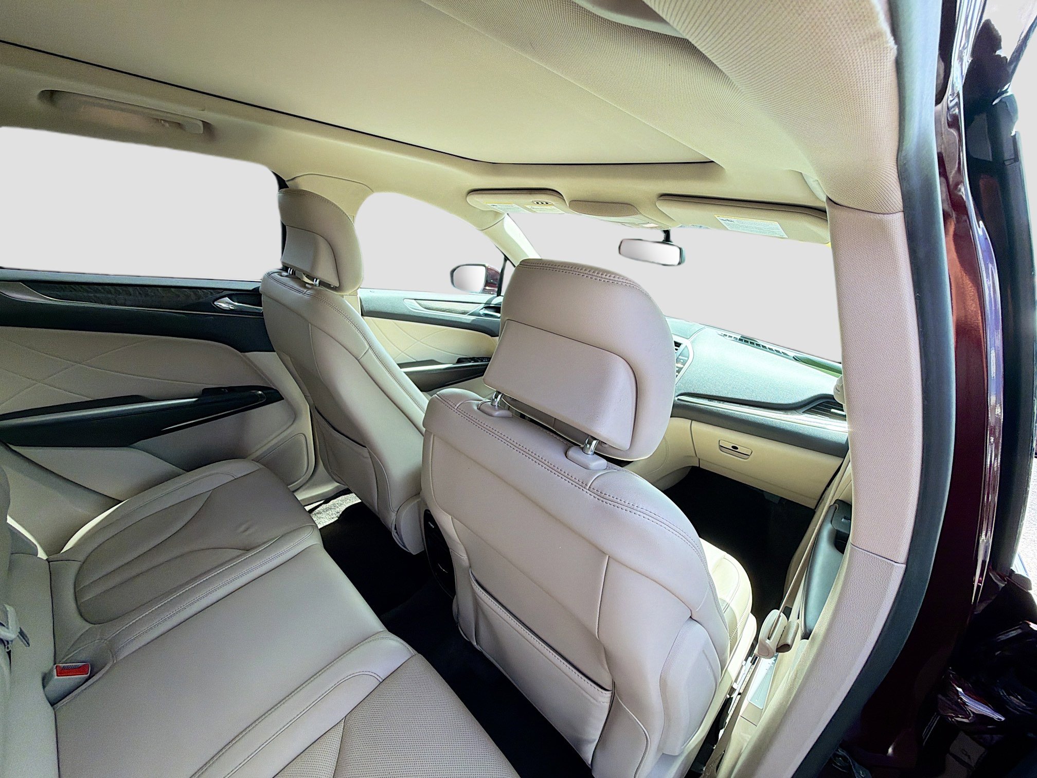 Used 2018 Lincoln MKC Reserve image 29