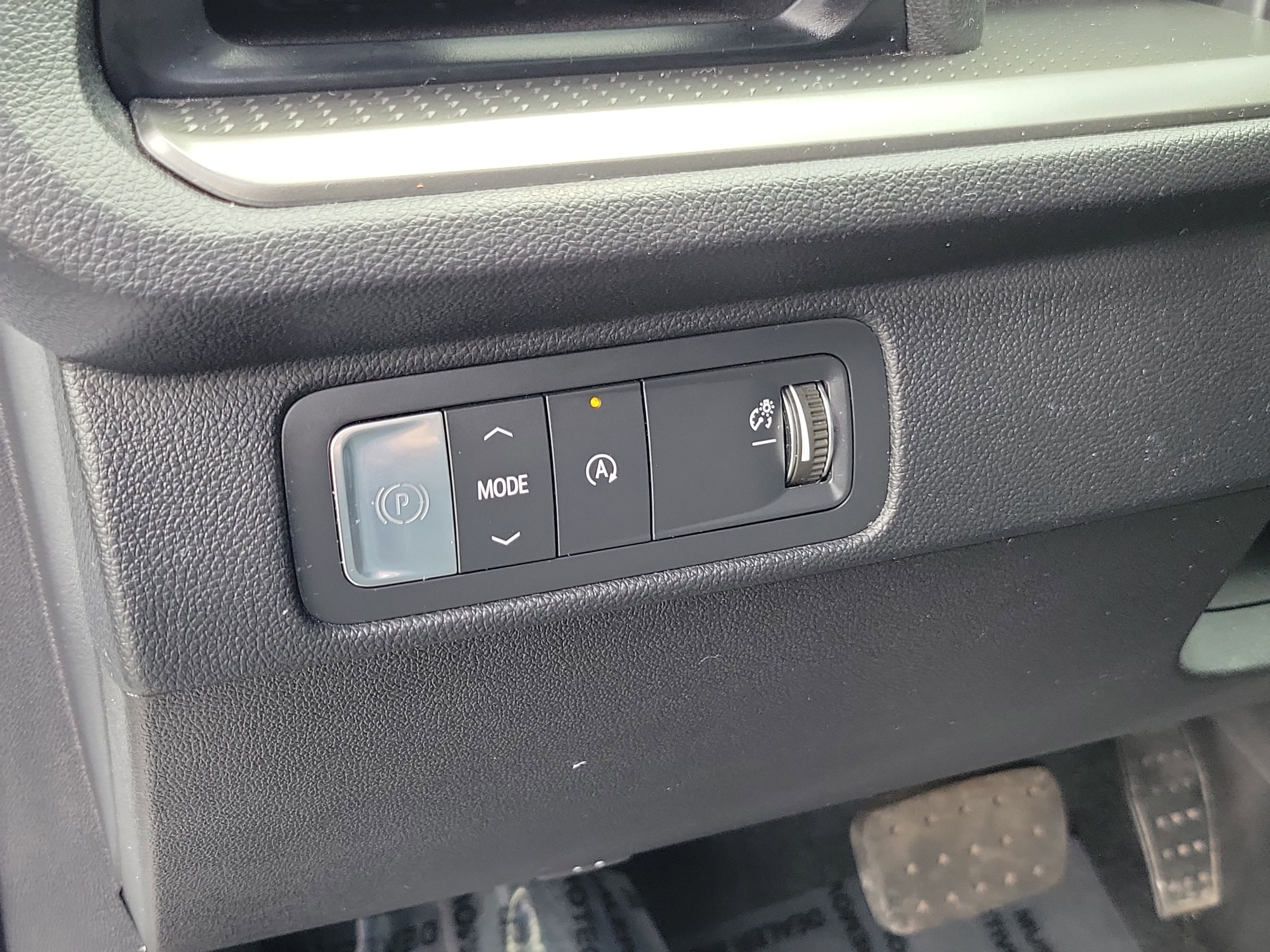 Used 2024 Chevrolet Traverse LT image 21