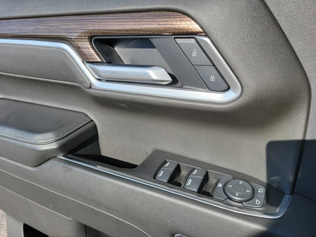 Used 2025 Chevrolet Silverado 1500 LT image 8