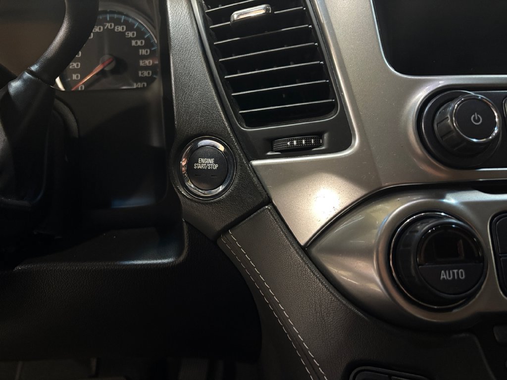 Used 2019 Chevrolet Tahoe Premier w/ Premier Plus Edition AWD/4WD image 32