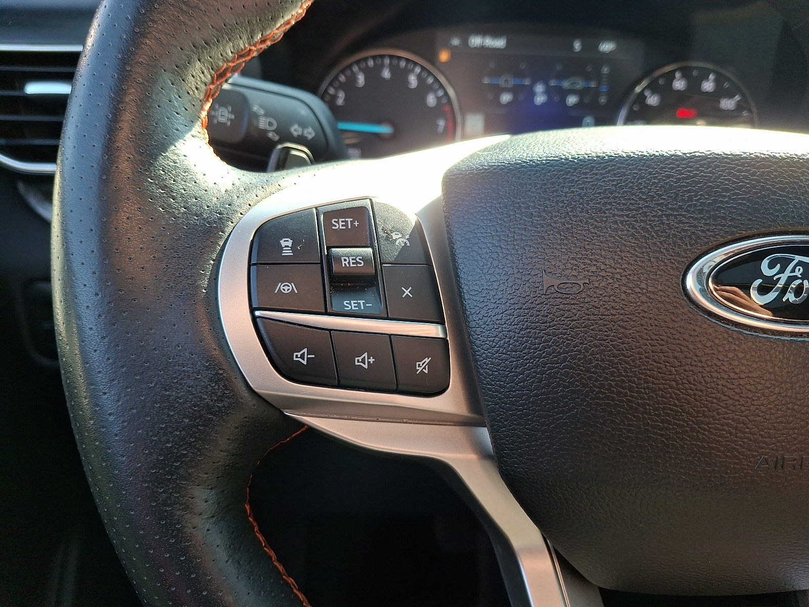 Certified 2022 Ford Explorer Timberline w/ Timberline Technology Package AWD/4WD image 23