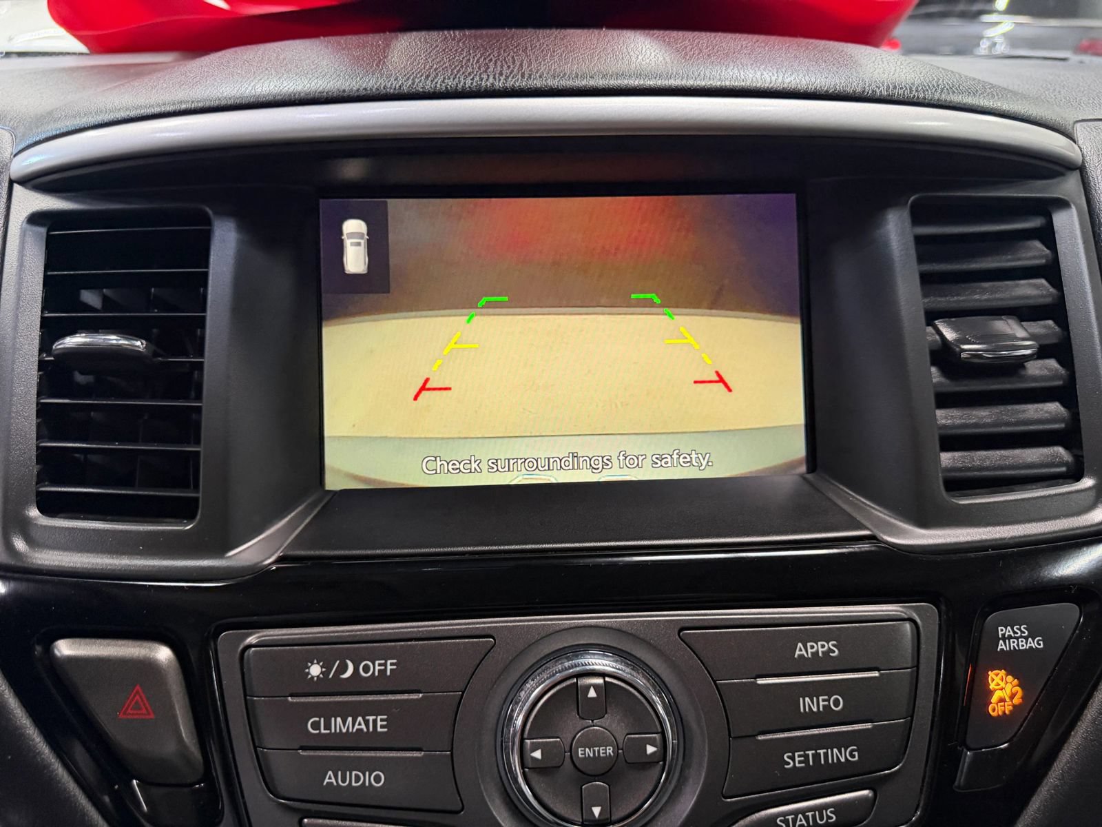 Used 2020 Nissan Pathfinder S AWD/4WD image 40