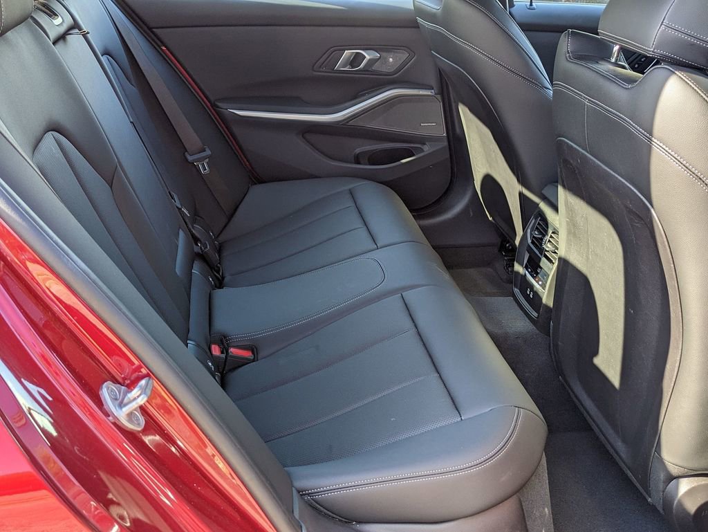 Used 2025 BMW M340i image 29
