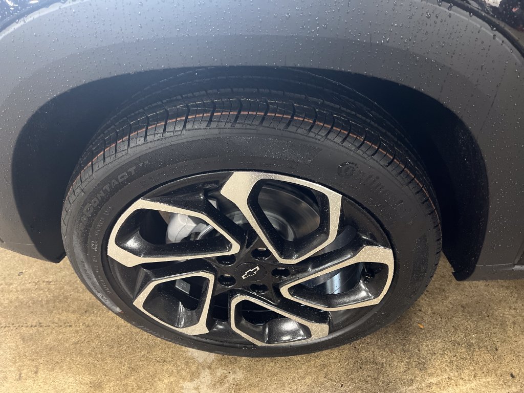 New 2026 Chevrolet Trax RS w/ Driver Confidence Package FWD image 25