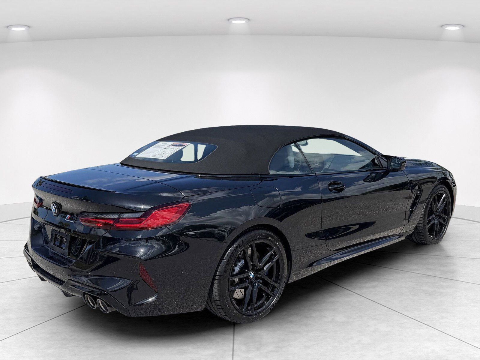 Certified 2025 BMW M8 Competition w/ M Driver's Package AWD/4WD image 4