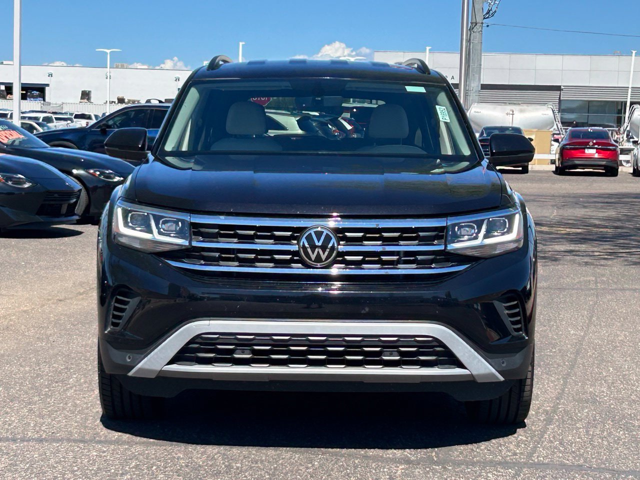 Used 2023 Volkswagen Atlas SE w/ Black Wheel Package AWD/4WD image 9