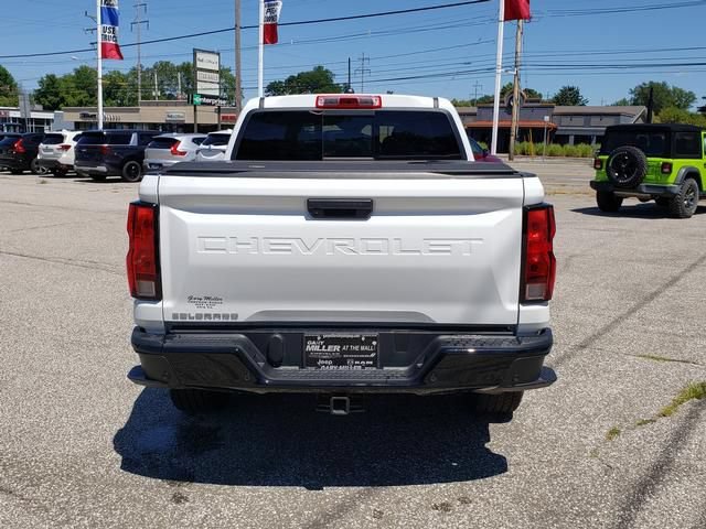 Used 2024 Chevrolet Colorado W/T w/ Safety Package RWD image 4