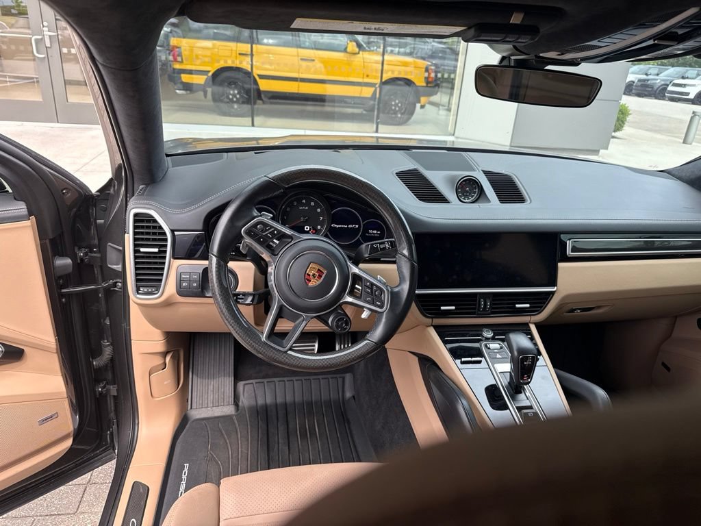 Used 2022 Porsche Cayenne GTS AWD/4WD image 14