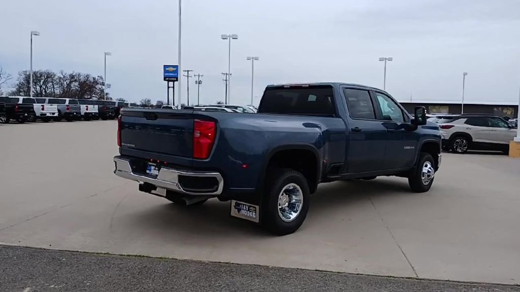 New 2026 Chevrolet Silverado 3500 W/T image 8