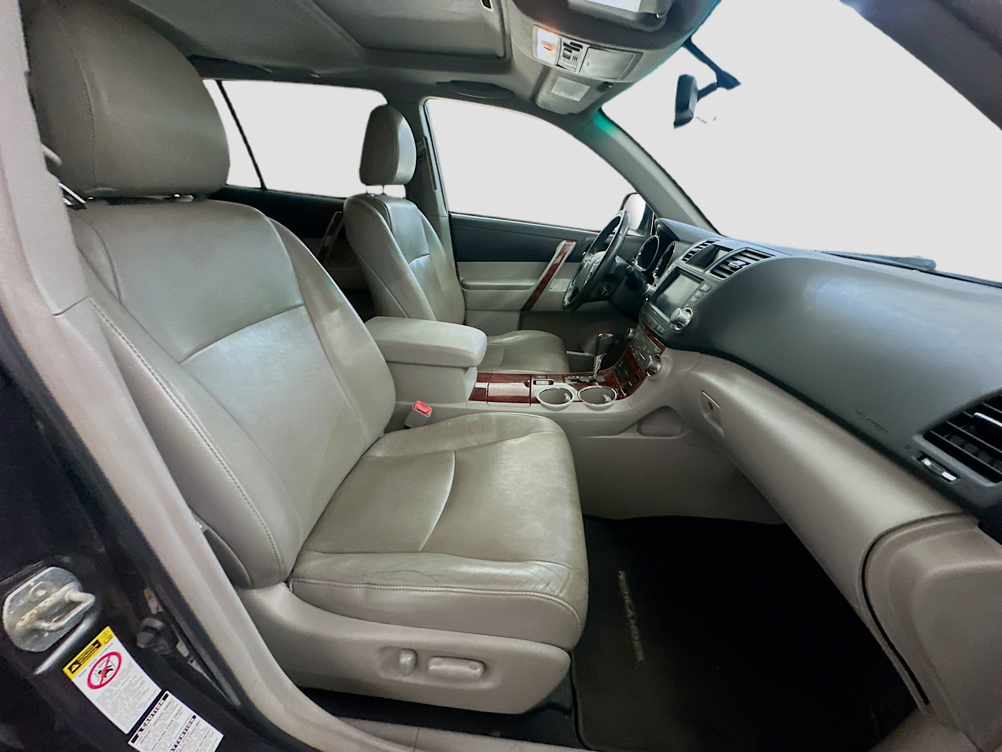 Used 2012 Toyota Highlander Limited w/ Tow Pkg AWD/4WD image 35