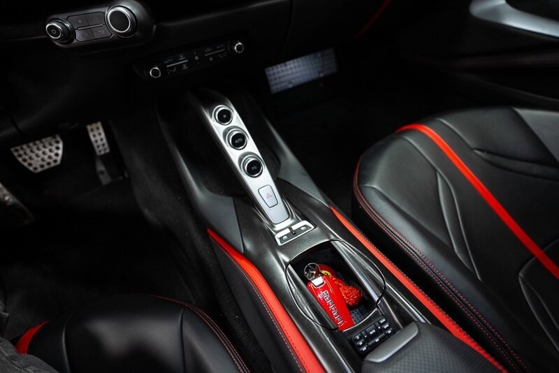 Used 2019 Ferrari 812 Superfast image 26