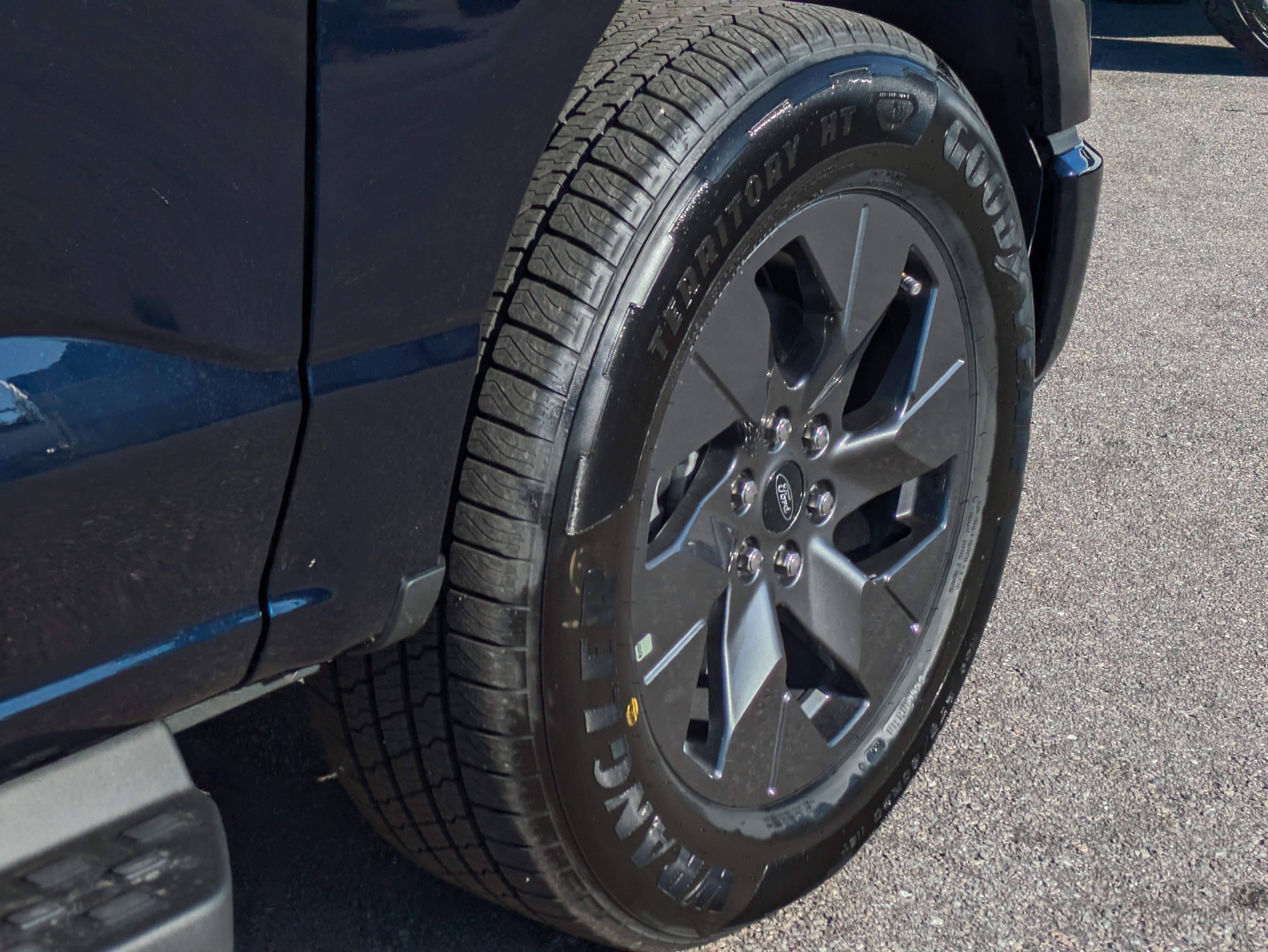 New 2025 Ford F150 Lightning Lariat image 13