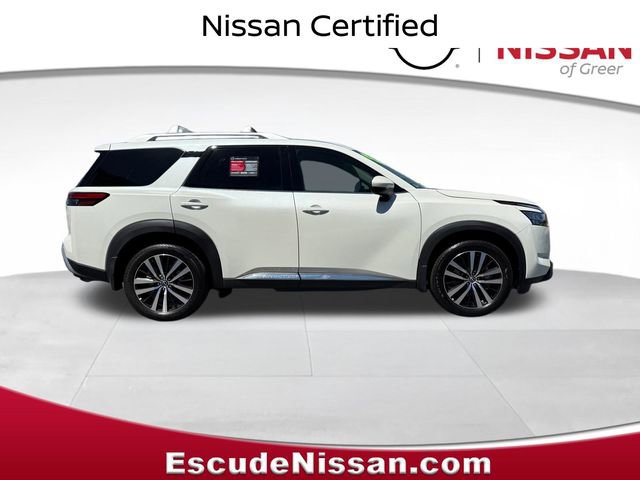 Certified 2024 Nissan Pathfinder Platinum w/ Cargo Package AWD/4WD image 2