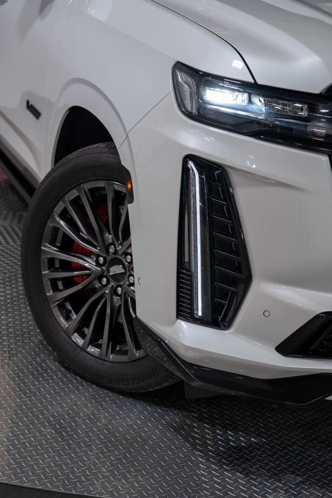 Used 2023 Cadillac Escalade V image 46