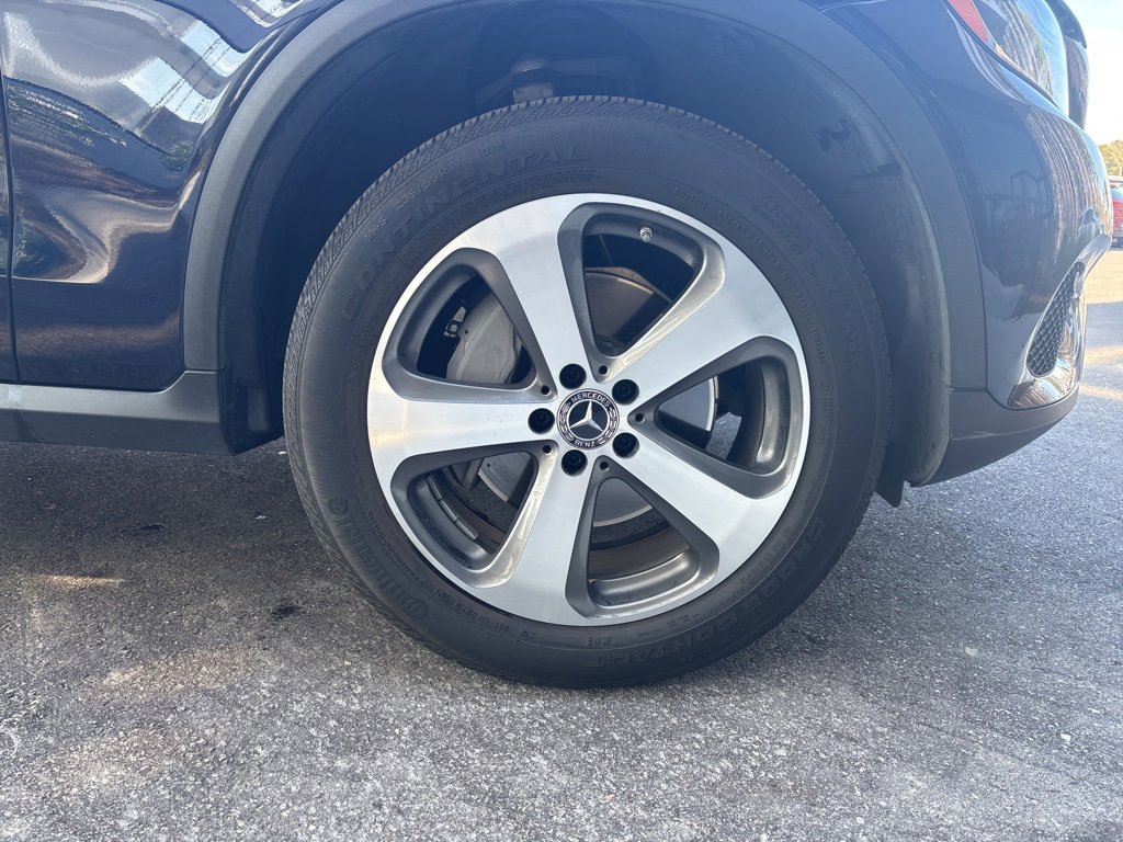 Used 2019 Mercedes-Benz GLC 300 4MATIC image 14