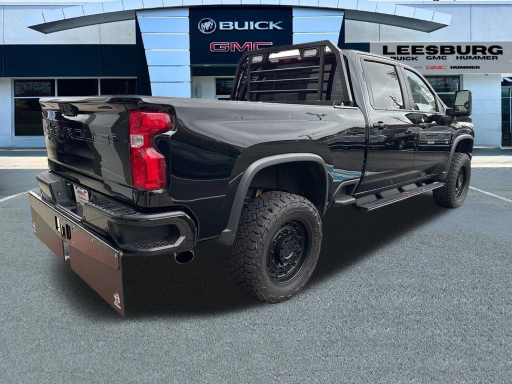 Used 2024 Chevrolet Silverado 2500 ZR2 w/ Technology Package image 7