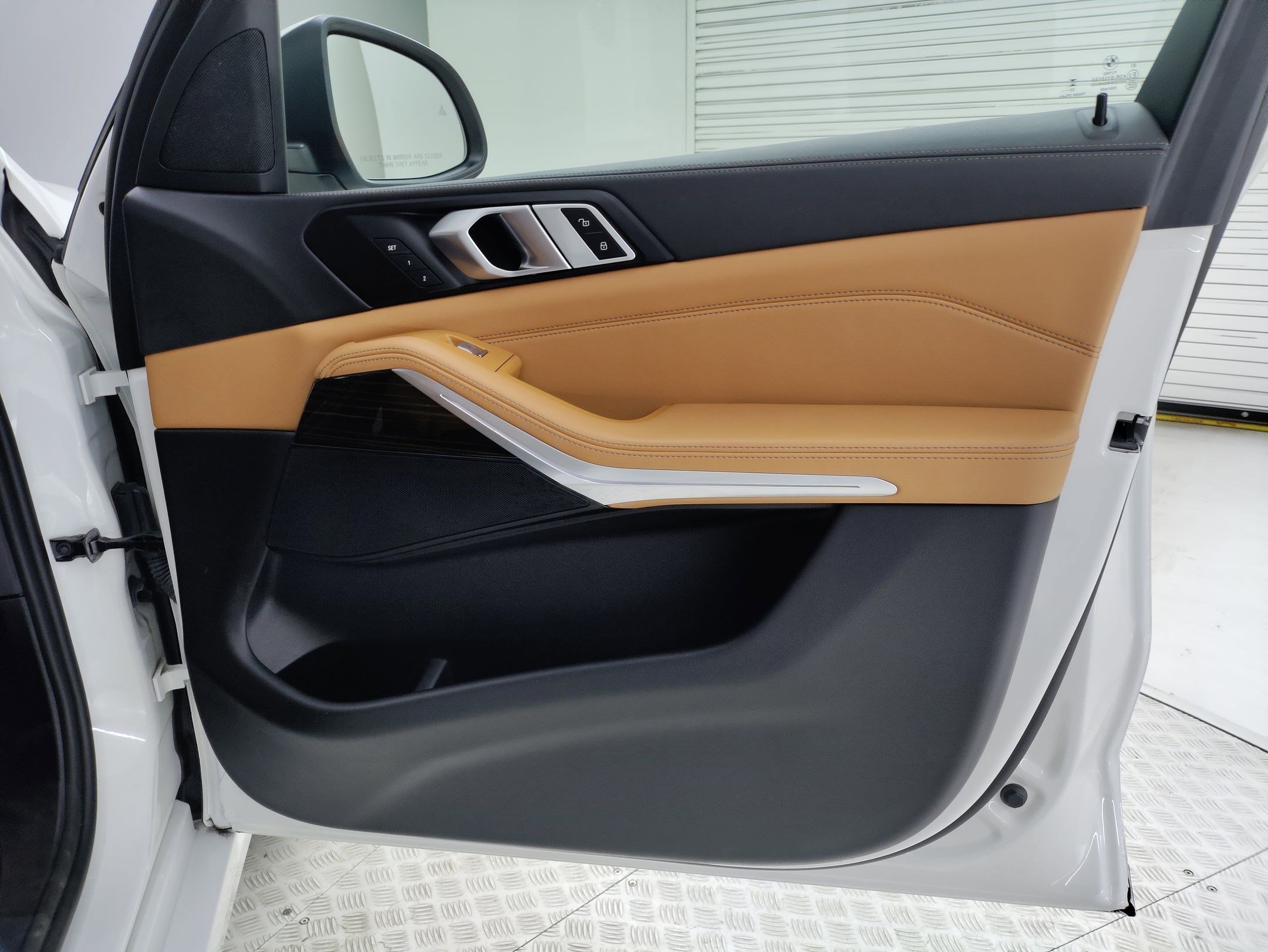 Certified 2024 BMW X7 xDrive40i w/ Parking Assistance Package image 29