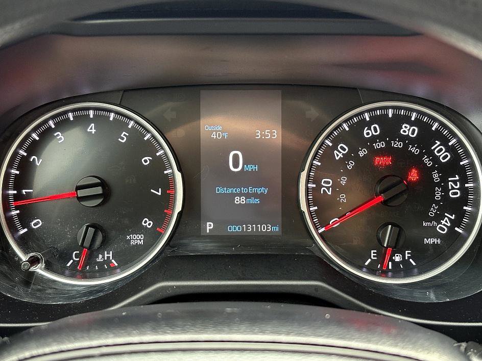 Used 2021 Toyota RAV4 LE image 19