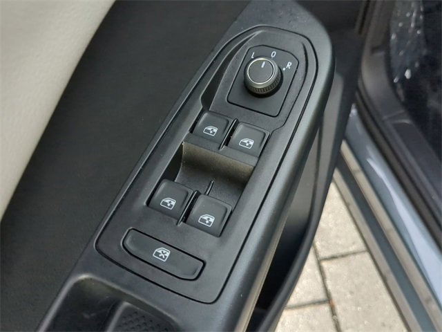 Certified 2025 Volkswagen Taos S image 16