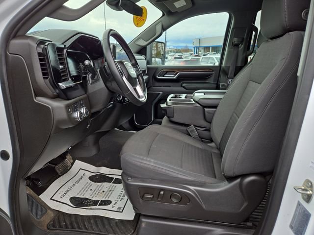 Used 2024 GMC Sierra 3500 SLE w/ SLE Convenience Package image 2