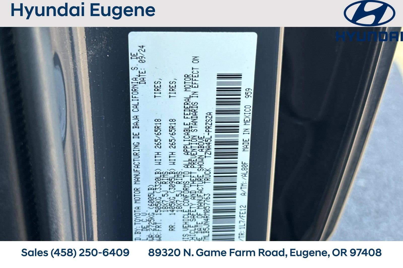 Used 2024 Toyota Tacoma TRD Sport image 37