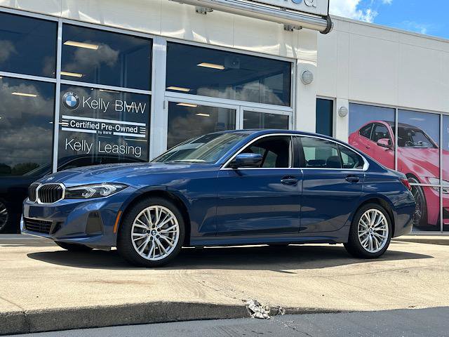 Used 2024 BMW 330i xDrive Sedan w/ Premium Package AWD/4WD image 5