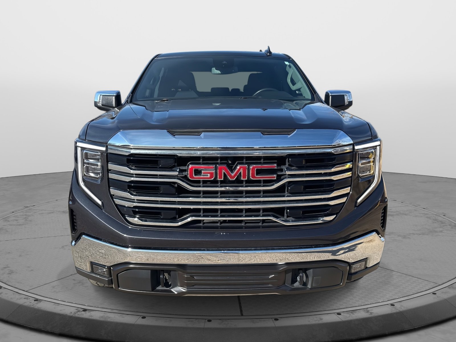 Certified 2022 GMC Sierra 1500 SLT w/ SLT Convenience Package image 2