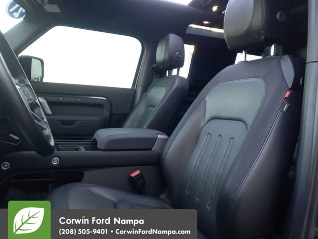 Used 2021 Land Rover Defender 90 X-Dynamic S image 24