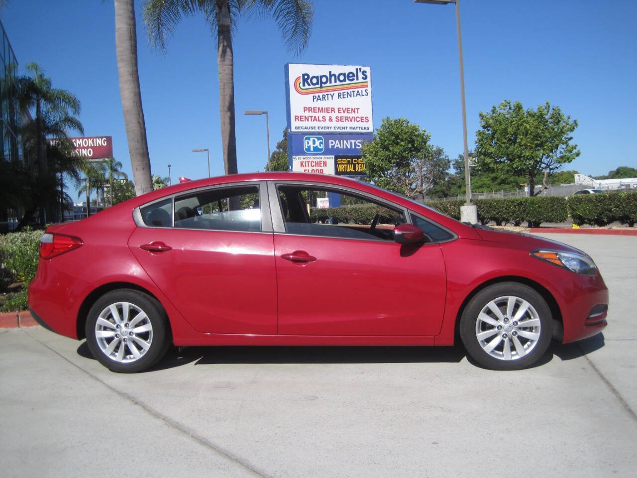 Used 2015 Kia Forte LX w/ Popular Package image 2