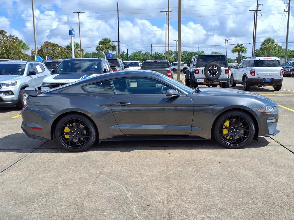 Used 2018 Ford Mustang Premium w/ Ecoboost Performance Package RWD image 8
